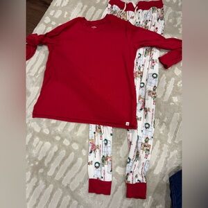 Red Pajama Burt’s Bees Christmas
